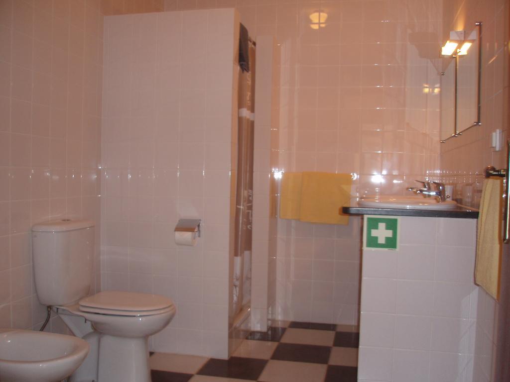 Filhas Do Mar Apartments Salema Bilik gambar