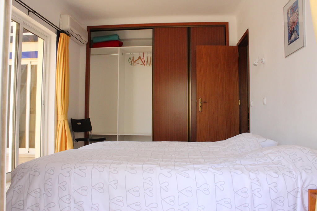 Filhas Do Mar Apartments Salema Bilik gambar